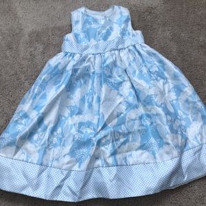 Toddler girl’s sleeveless dress